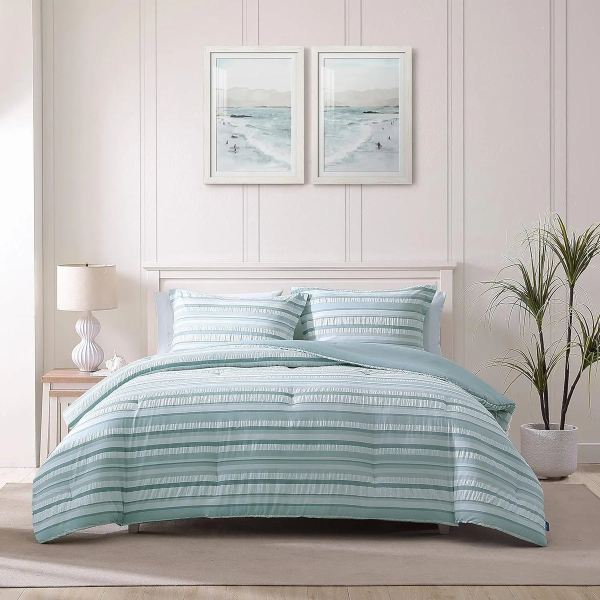 Duvet Cover Set, Cotton Bedding with Matching Shams & Button Closure, All Season Home Decor (Clearwater Cay Blue,)