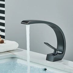 Brass Bathroom Faucet Basin Sink Faucet Single Handle Cold and Hot Mixer Taps Beautiful Curve Design Deck installation