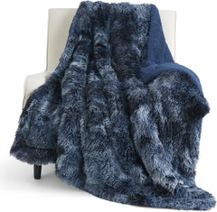 Bedsure Soft Fuzzy Faux Fur Throw Blanket, 640 GSM