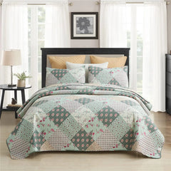 3-Piece Quilt Set with 2 Pillow Shams- Boho Reversible Soft and Lightweight Quilt Bedding Bedspread Coverlet Set