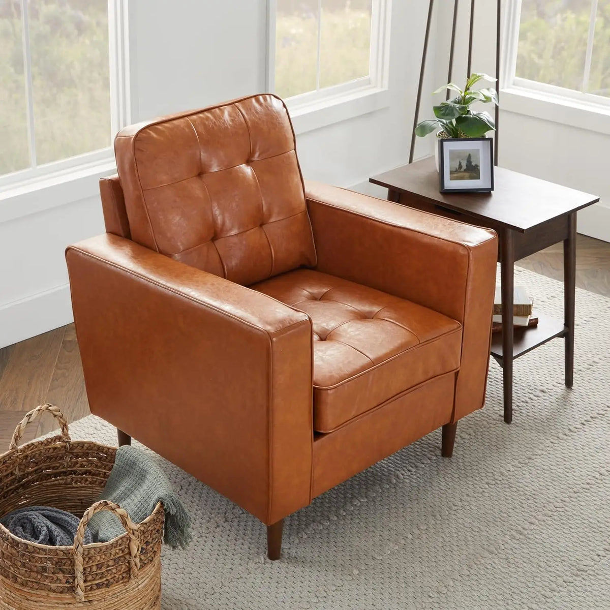 Lynnwood Upholstered Accent Chair Living Room FurnitureOffice Bedroom Mid-Century Modern Design - Armchair